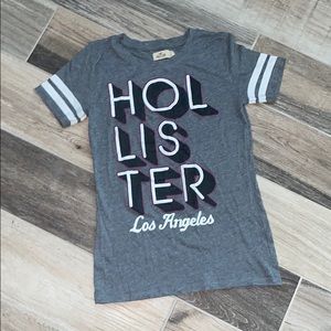 Hollister Gray Tee! size S